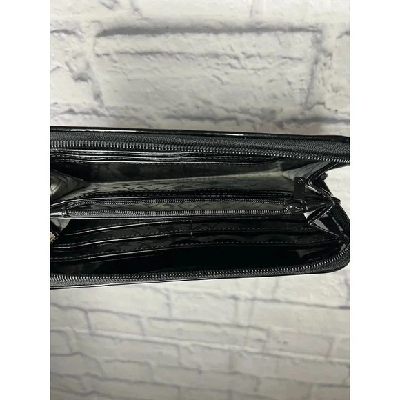 Loungefly x Star Wars Stormtrooper Patent Face Wallet. - Picture 3 of 4